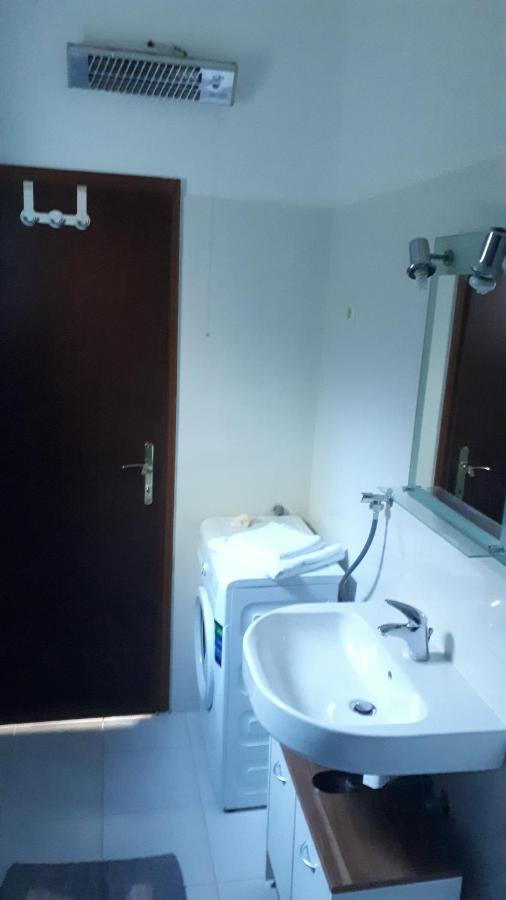 Apartments Ana And Vesna Πούλα Εξωτερικό φωτογραφία
